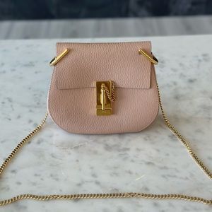 Close grained lamb skin drew shoulder bag